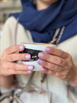 کاشت ناخن سحر گلمکانی کاشت ناخن سحر گلمکانی