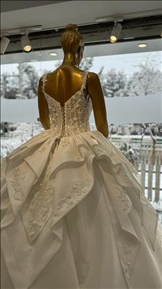 مزون عروس خانوم