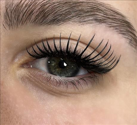 سالن تخصصی مژه لیا صالحی 