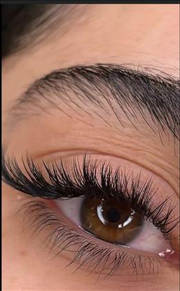 اکادمی مژه نرگس ناری