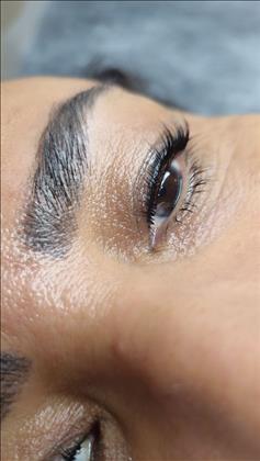 آکادمی مژه آیلین آکادمی مژه آیلین