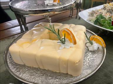 تالار و باغسرای باران 3